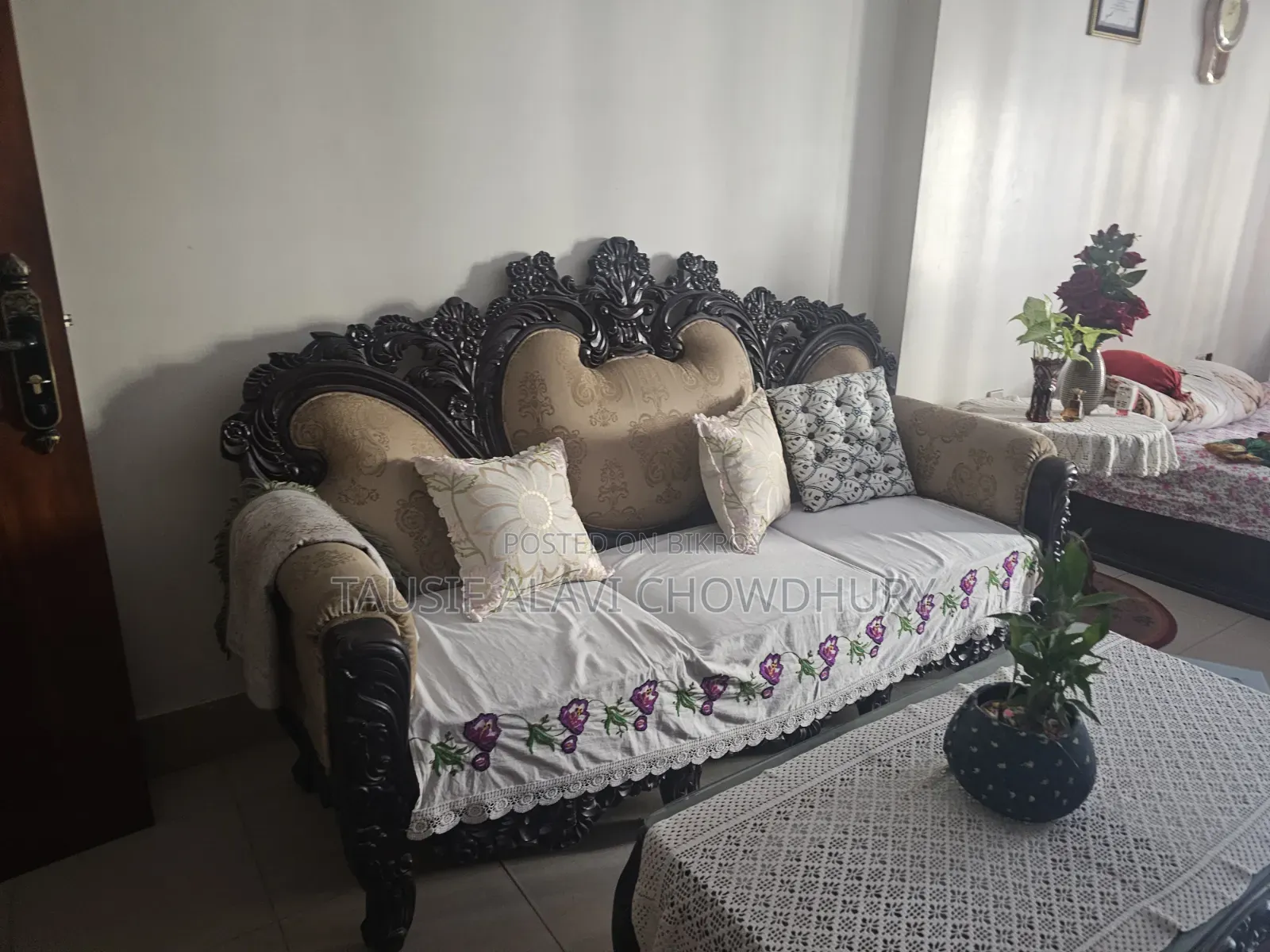 Traditional Sofa