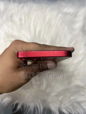 Apple iPhone 13 128 GB Red