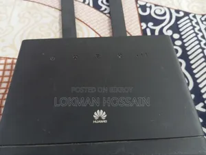 বাহির থেকে আনা Huawei রাউটার