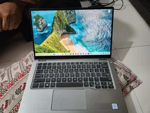 Laptop Dell Latitude 7400 2-in-1 16GB Intel Core i5 SSD 512GB