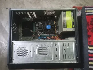 Desktop Computer 8GB Intel Core i5 SSD 256GB