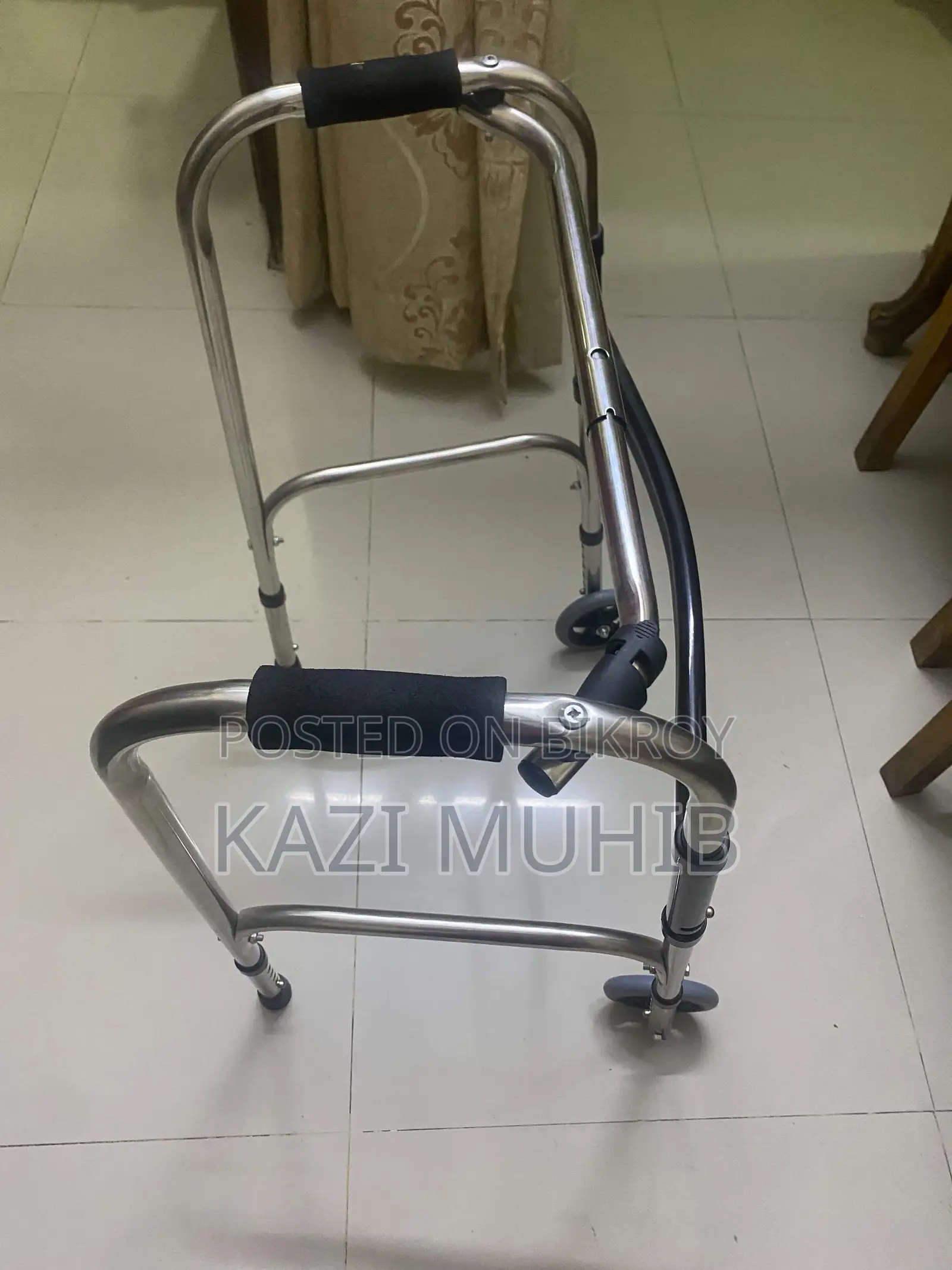 ওয়াকার বিক্রয়ের জন্য