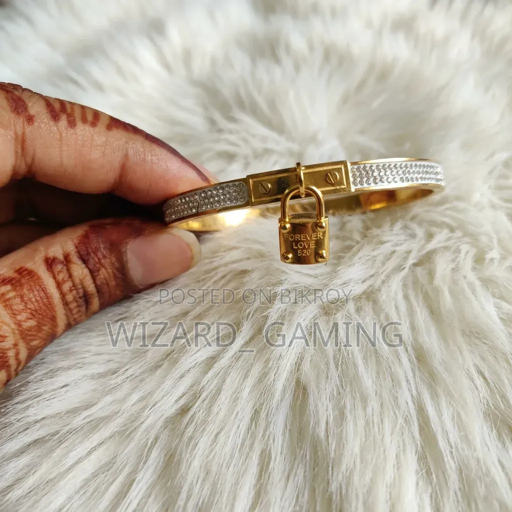 FINORA লাভ লক ব্রেসলেট