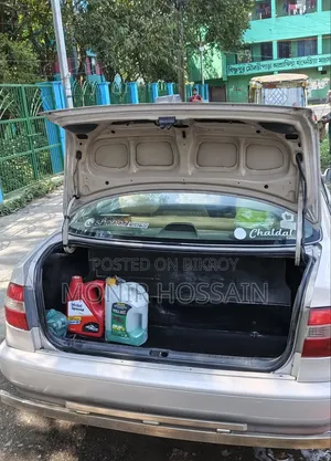 টয়োটা করোল্লা ১৯৯৭ সিলভার