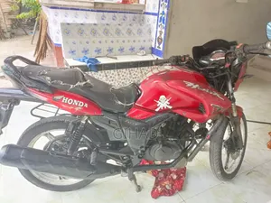 হিরো হাংক ১৫০ ২০১২ কালো