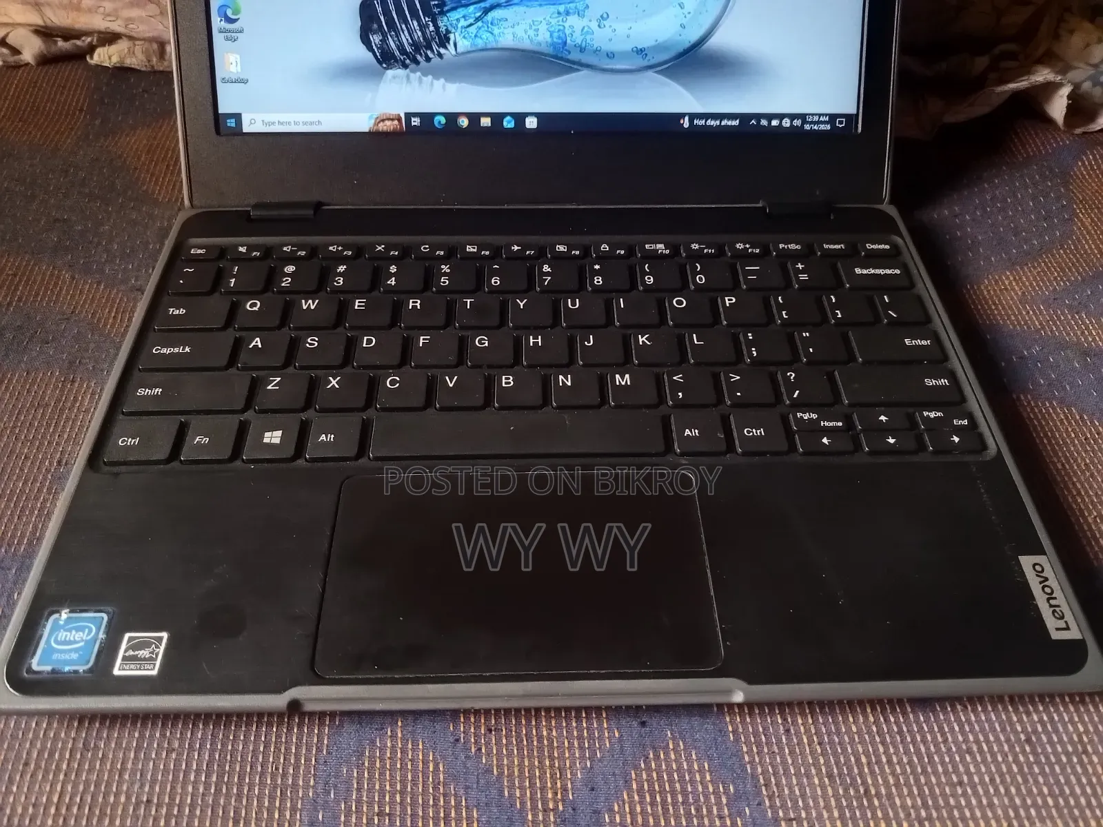 Laptop Lenovo 4GB Intel Celeron SSD 256GB