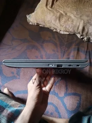 Laptop Lenovo 4GB Intel Celeron SSD 256GB