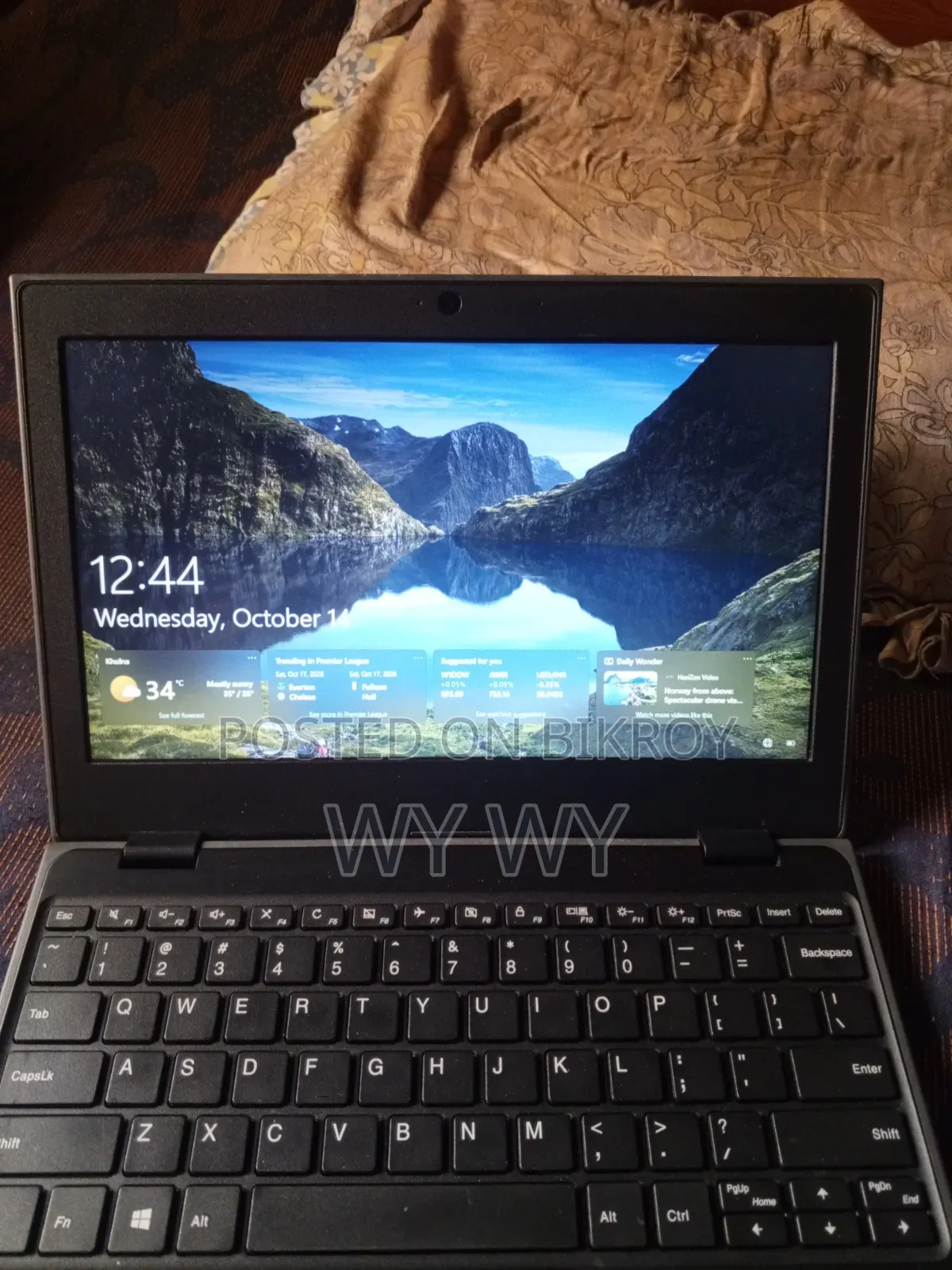 Laptop Lenovo 4GB Intel Celeron SSD 256GB