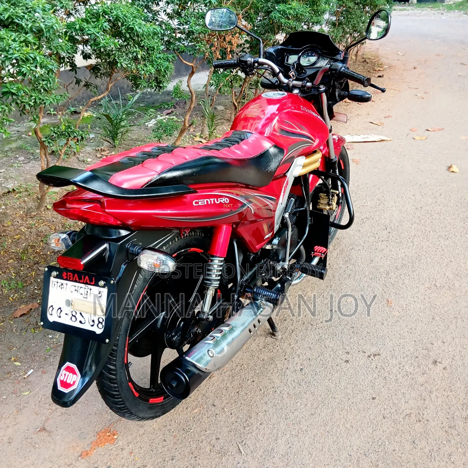 Mahindra Centuro 2018 Red