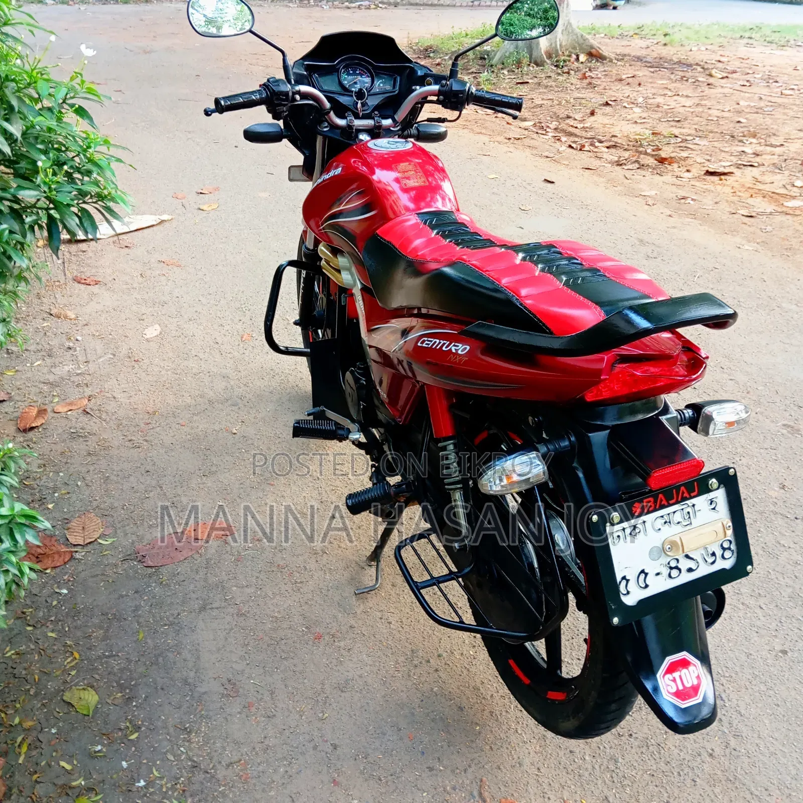 Mahindra Centuro 2018 Red