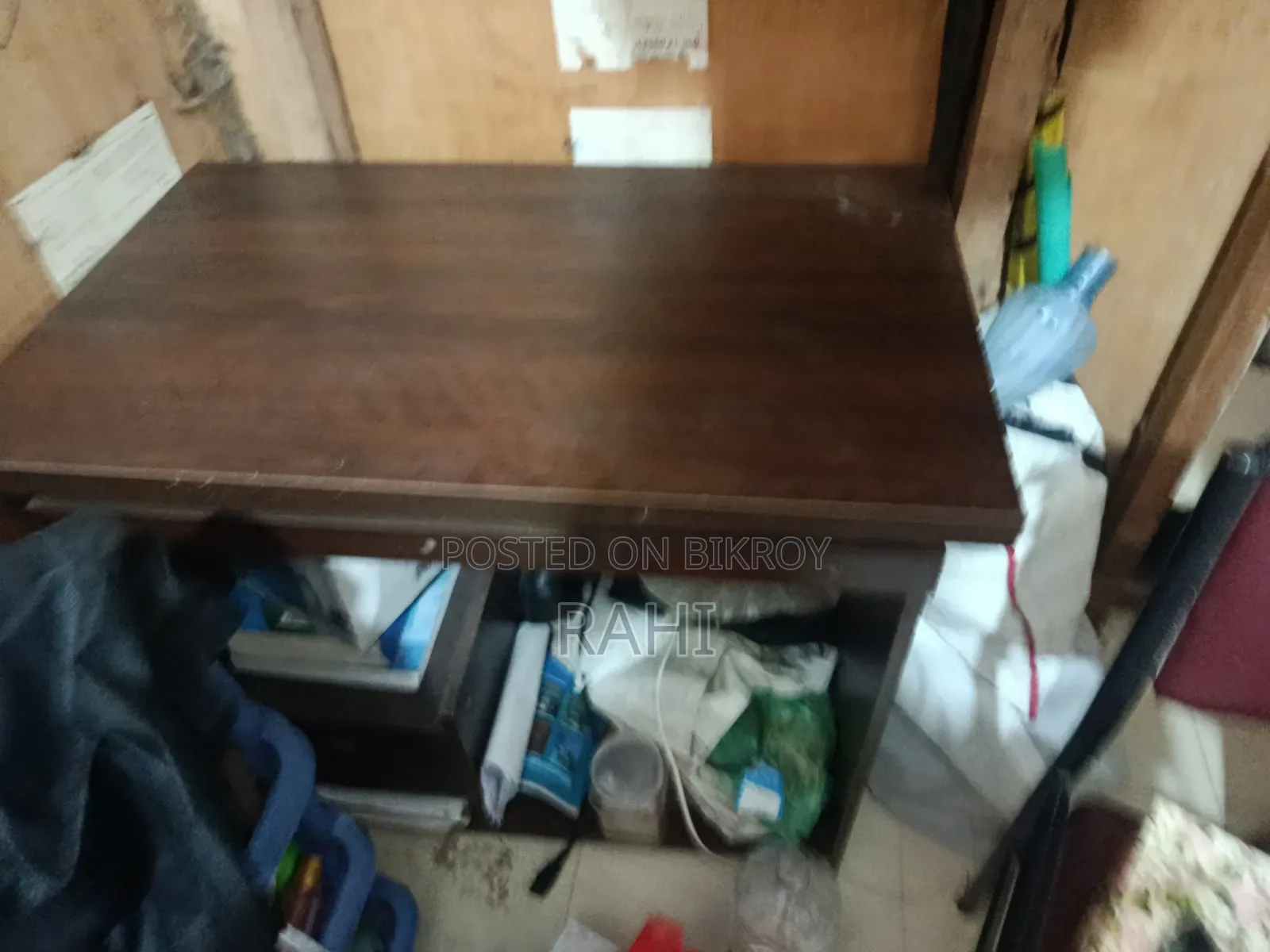 Used Computer Table