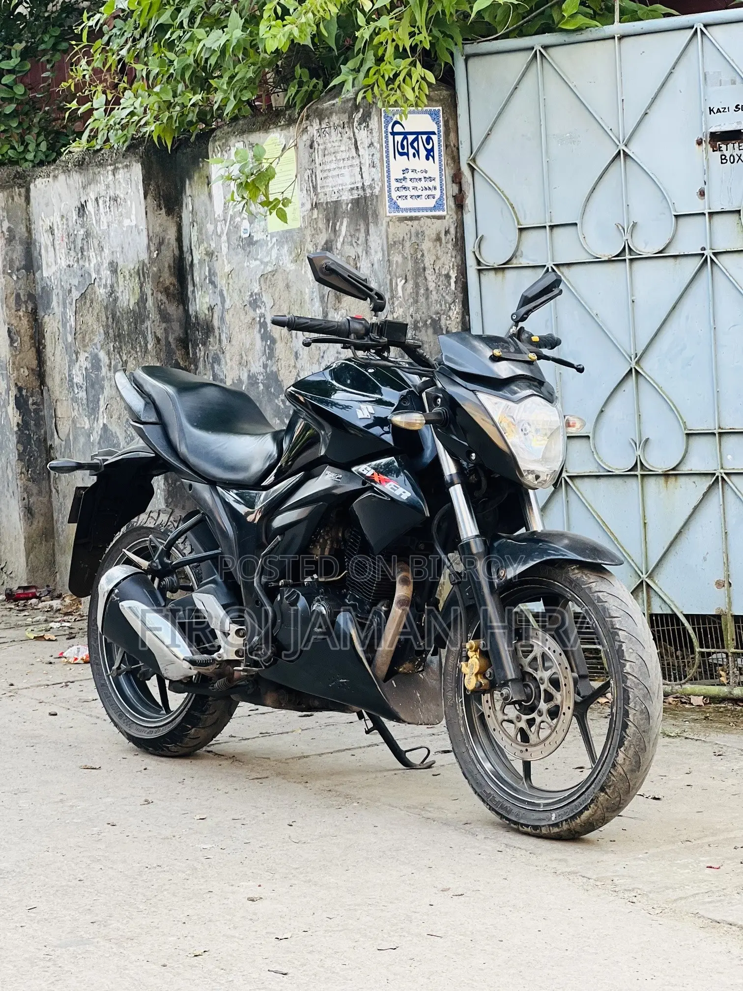 সুজুকি গিক্সার ২০১৯ ব্ল্যাক