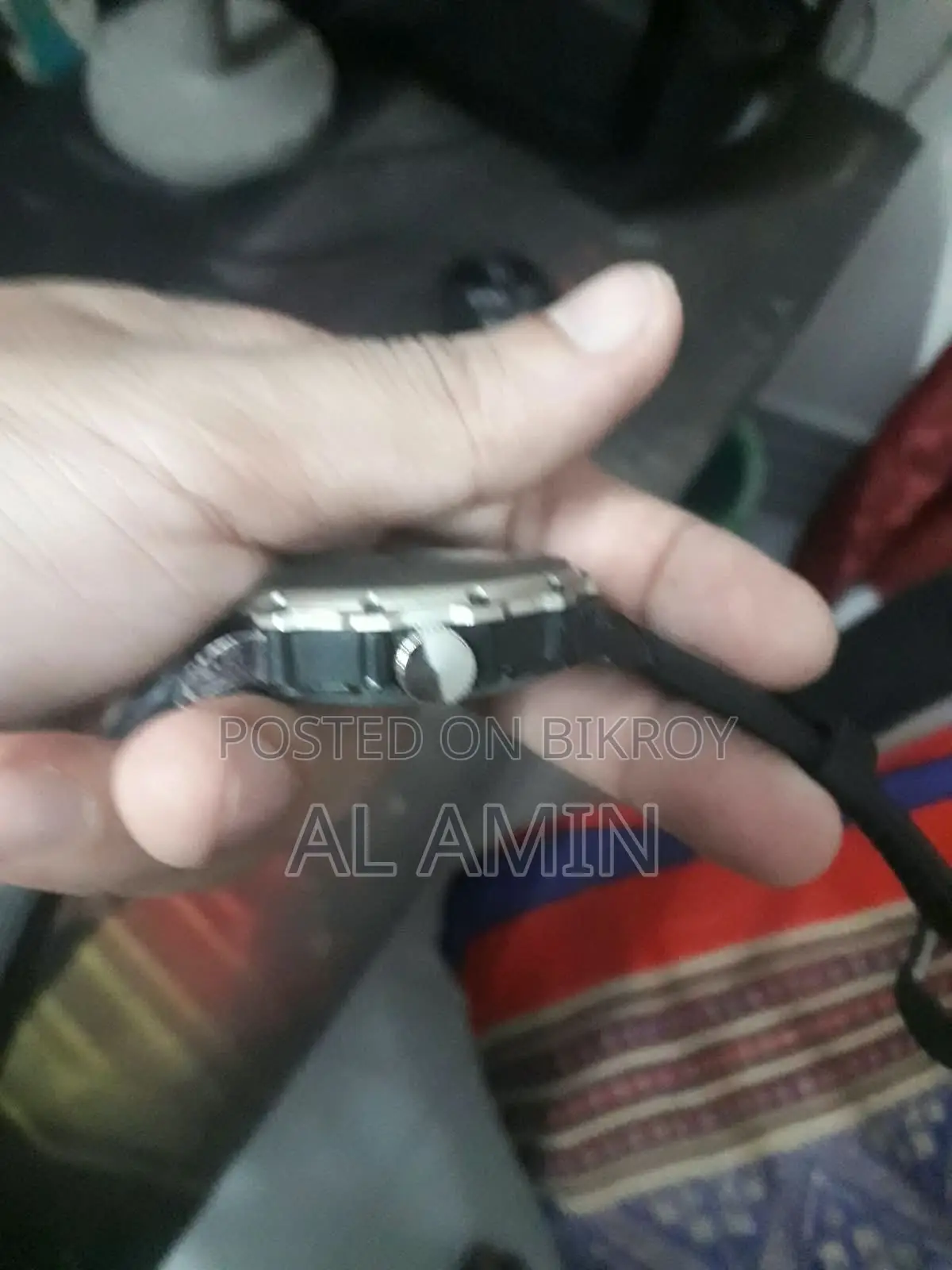 খুলনায় বিক্রয়ের জন্য ঘড়ি