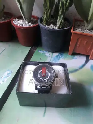 খুলনায় বিক্রয়ের জন্য ঘড়ি