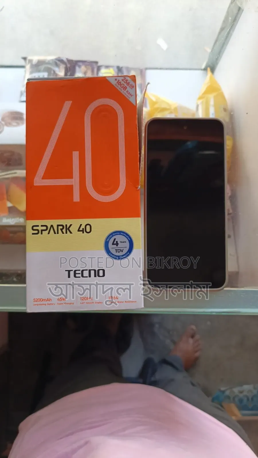 Tecno Spark 40 256 GB Silver