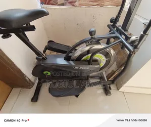 Life Fitness 2-in-1 Elliptical Exercise Cycle