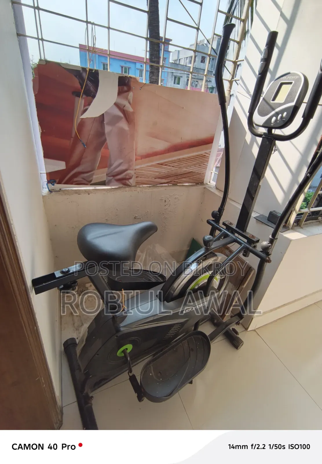 Life Fitness 2-in-1 Elliptical Exercise Cycle