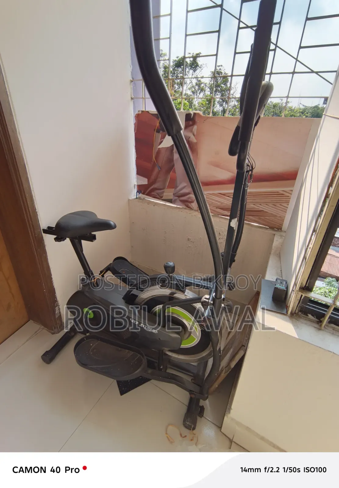 Life Fitness 2-in-1 Elliptical Exercise Cycle