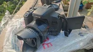 Canon Camera 800D