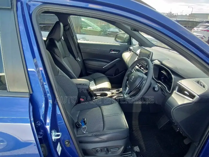Toyota Corolla Cross 1.8 Hybrid Front-Wheel Drive 2021 Blue