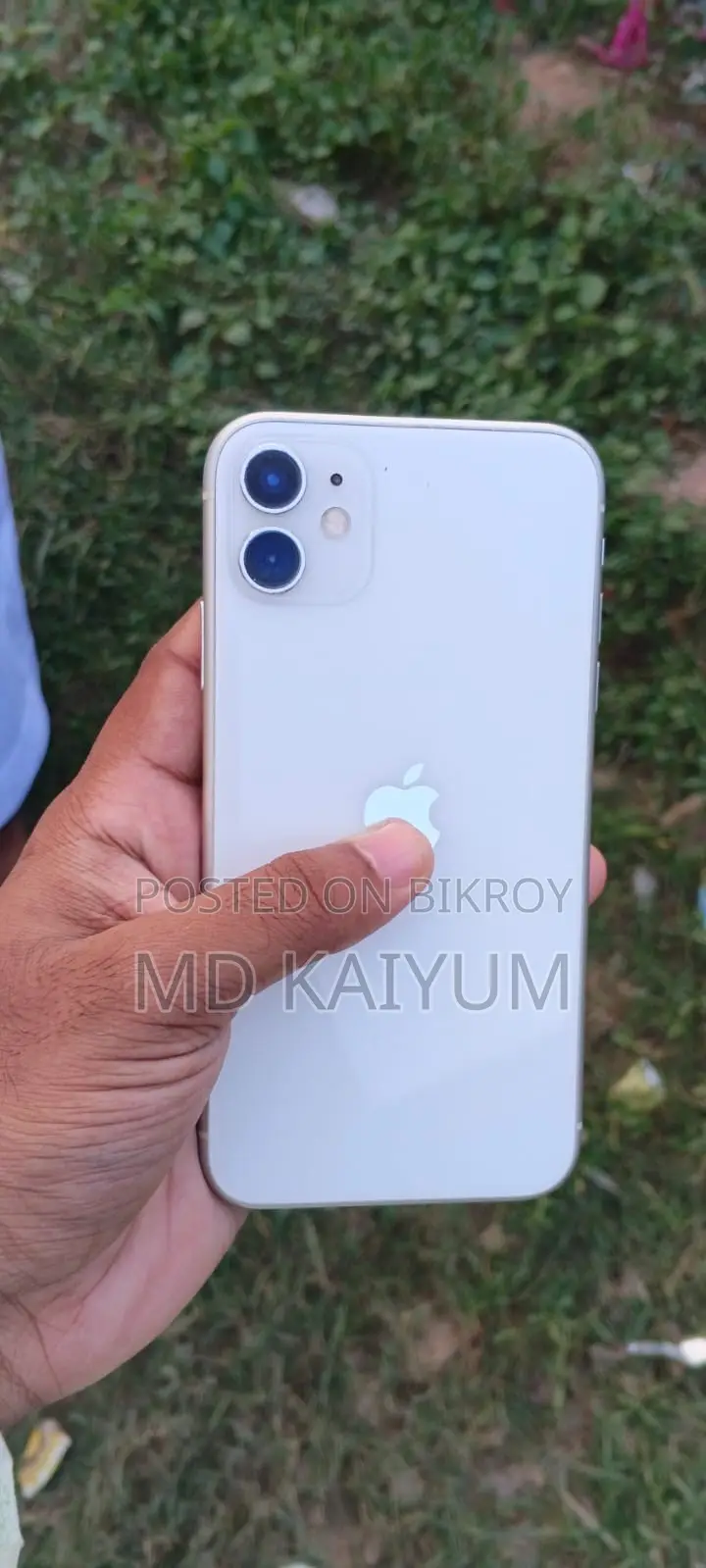অ্যাপল আইফোন ১১ ১২৮ জিবি হোয়াইট