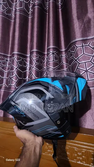 হেলমেট বা কানেক্টর