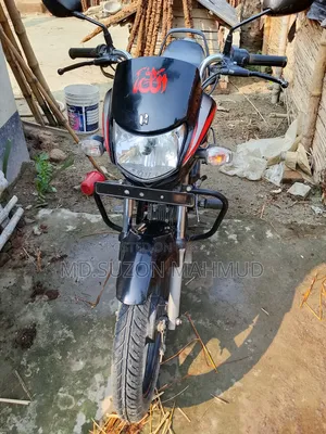 হিরো এইচ-এফ ডিলাক্স ২০২৫ ব্ল্যাক