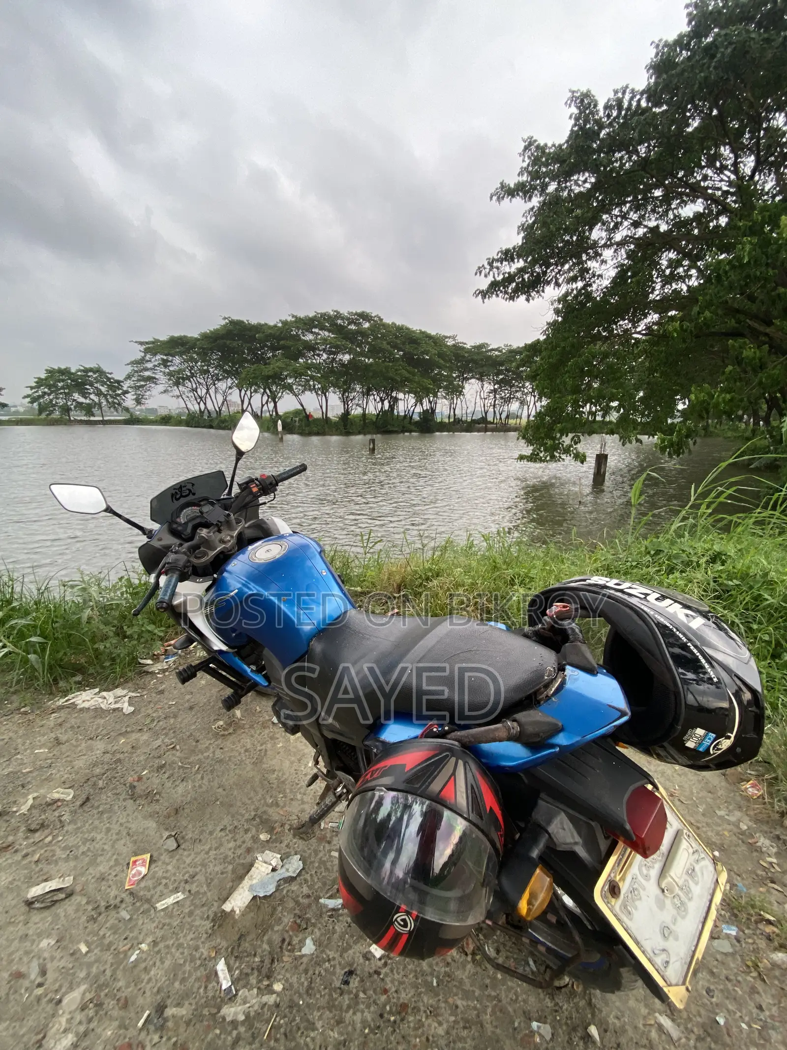 ইয়ামাহা ফেজার ভি১ ২০১১ নীল