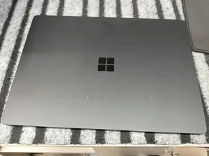 Laptop Microsoft Surface Laptop 3 16GB RAM Intel Core i7 SSD 256GB