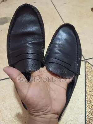 লোফার জুতো