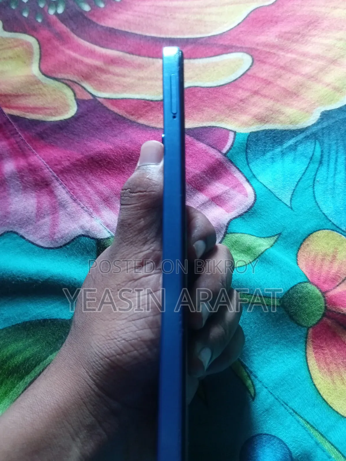 ইনফিনিক্স হট ৬০আই ১২৮ জিবি নীল