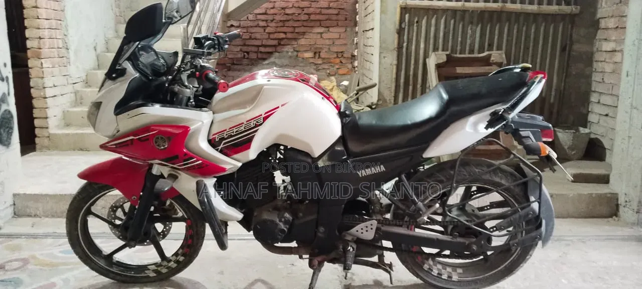 Yamaha Fazer V1 2015 White