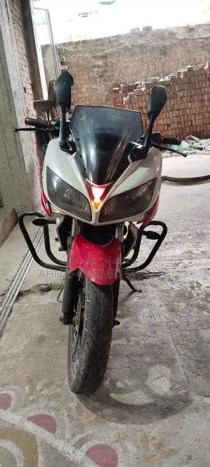 Yamaha Fazer V1 2015 White