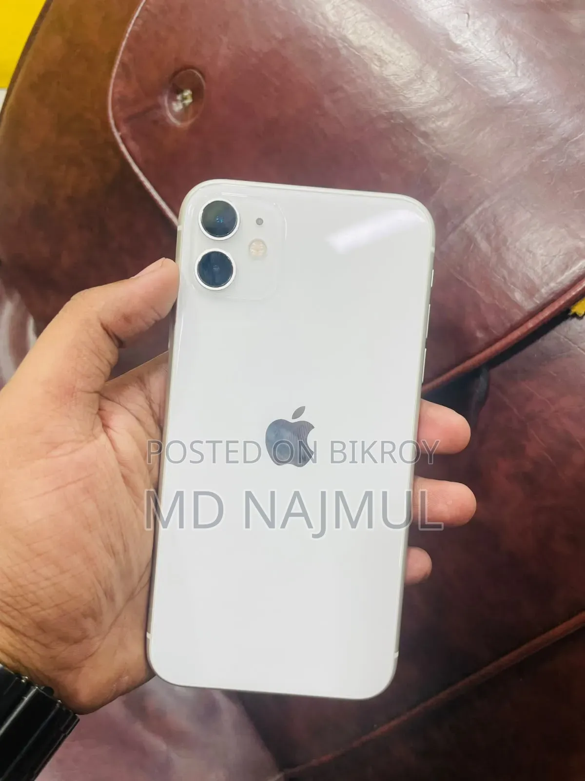 অ্যাপল আইফোন ১১ ১২৮ জিবি সাদা