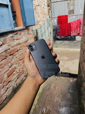 অ্যাপল আইফোন ১১ ৬৪ জিবি কালো