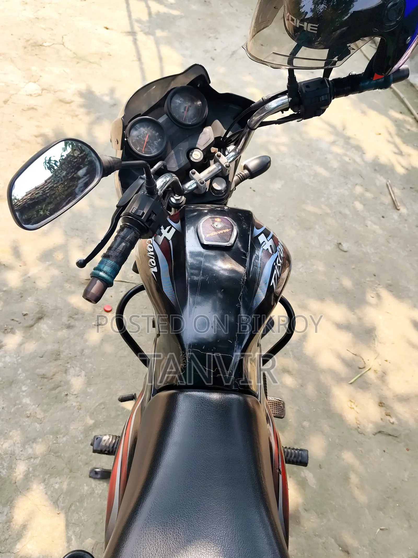 Bajaj Discover 100 2017 Black
