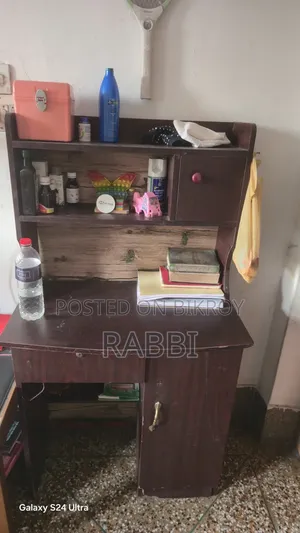 Reading Table