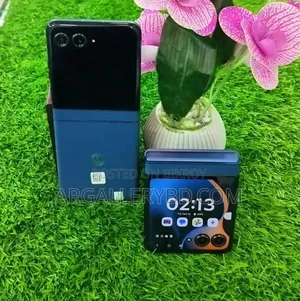 মোটোরোলা রেজর ২০২৫ ২৫৬ জিবি ব্লু