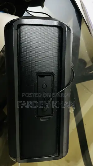 এলজি এক্সবুম গো পিকে ৭ পোর্টেবল স্পিকার