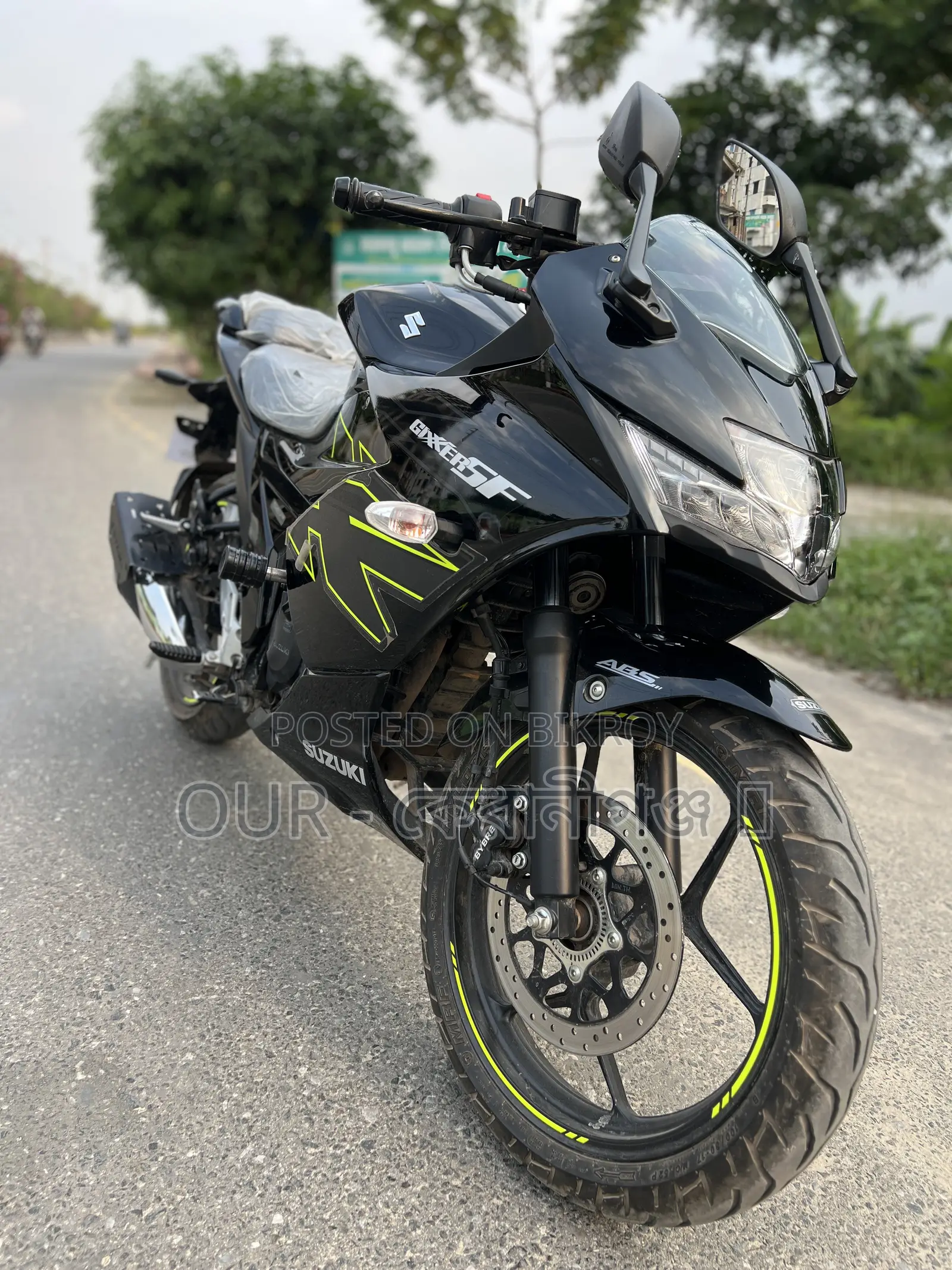 নতুন সুজুকি জিক্সার এসএফ ২০২৬ কালো