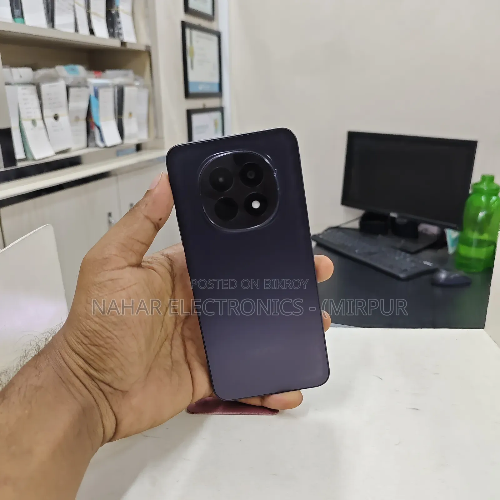 Oppo F29 256 GB Red