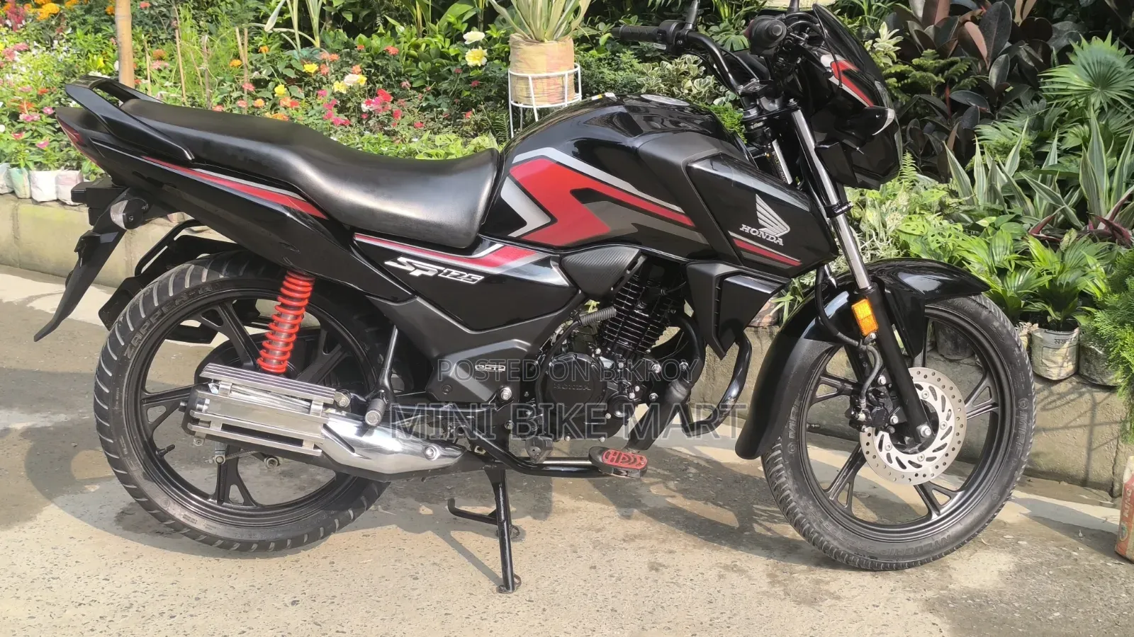 নতুন হোন্ডা এসপি ১২৫ ২০২৫ ব্ল্যাক