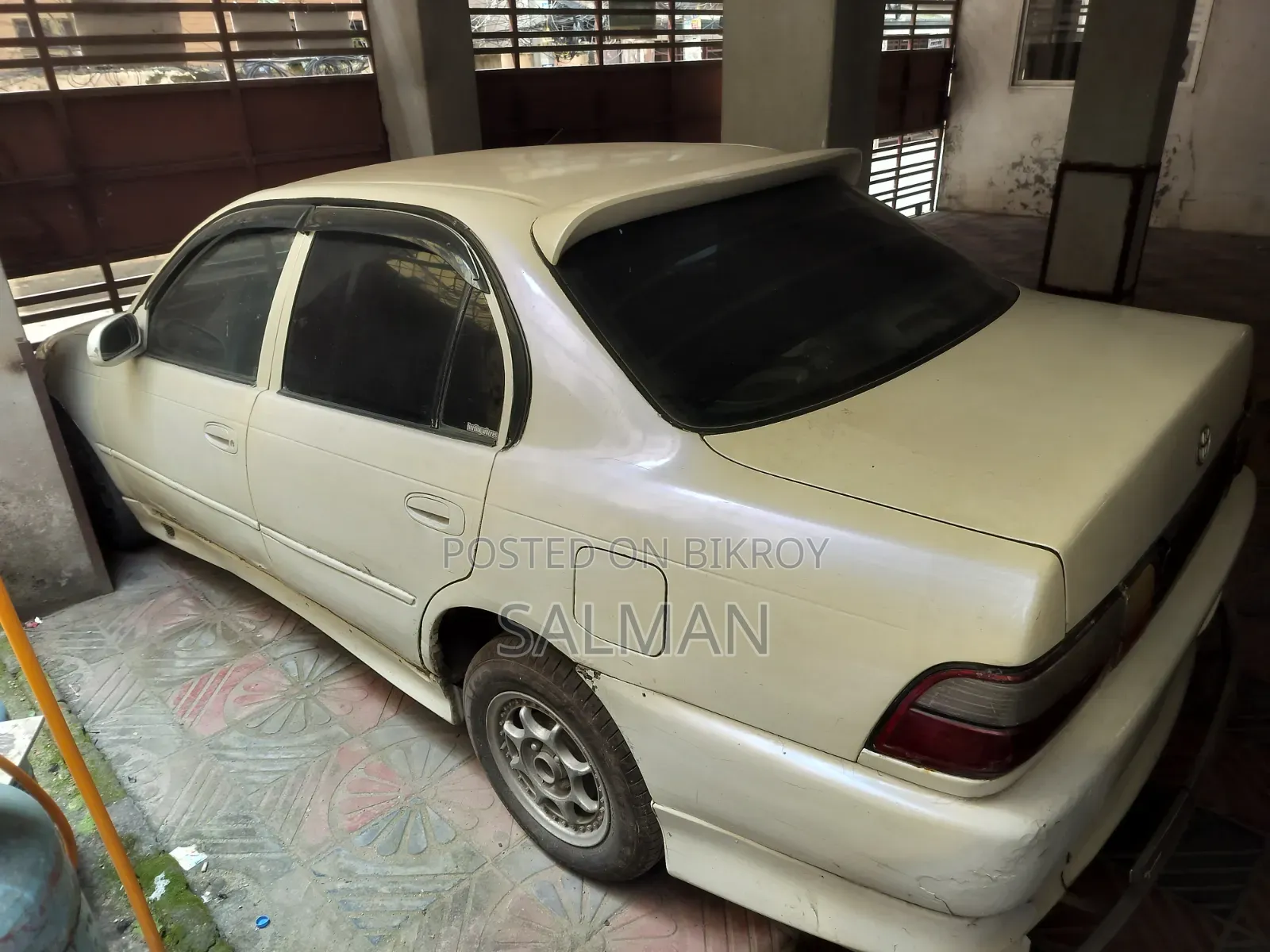 Toyota Corolla Sedan 1994 Pearl