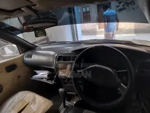 Toyota Corolla Sedan 1994 Pearl