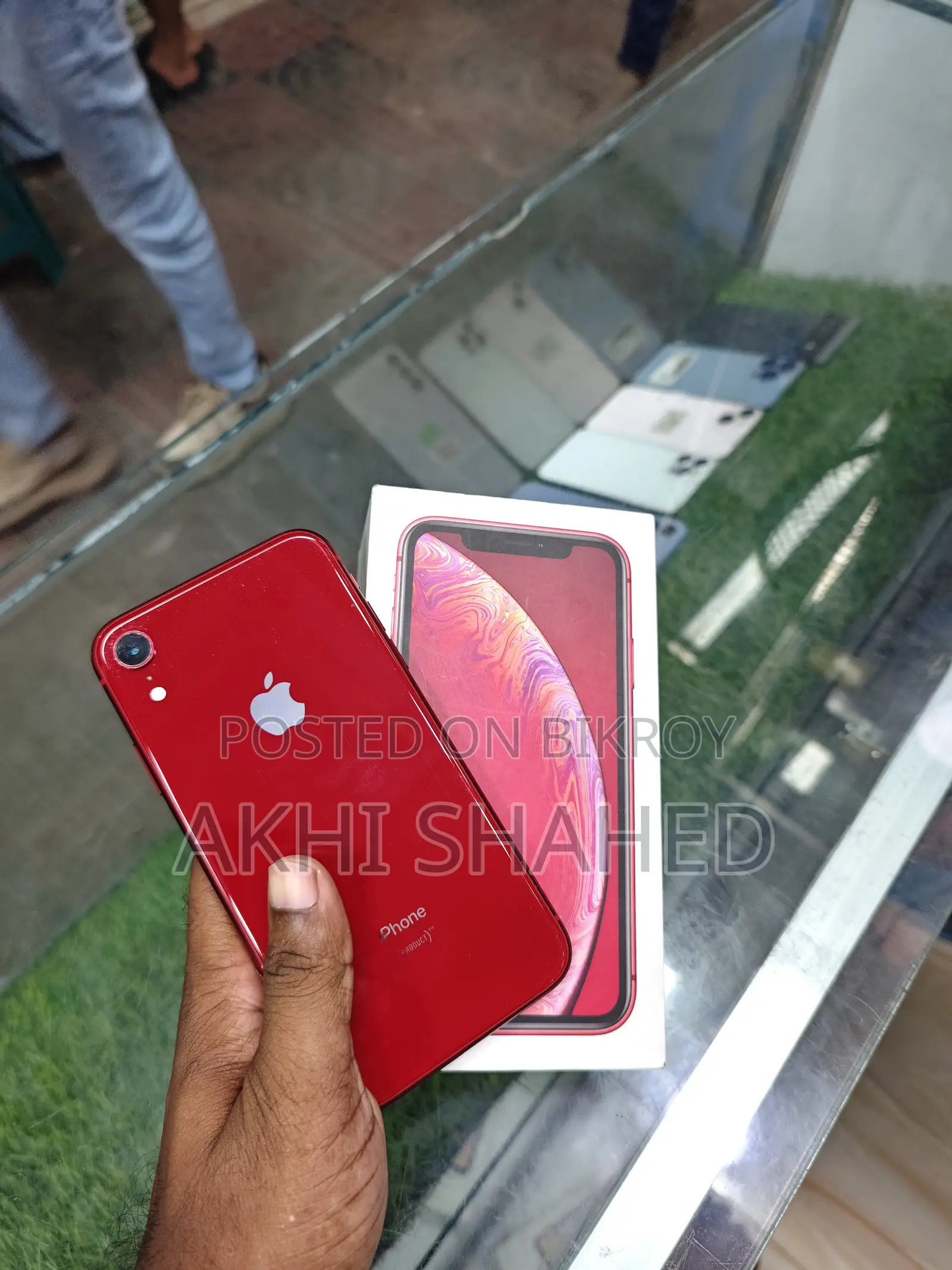 Apple iPhone XR 64 GB Red