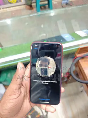 Apple iPhone XR 64 GB Red