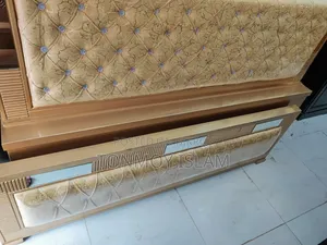 মালয়শিয়ান উড এর খাট