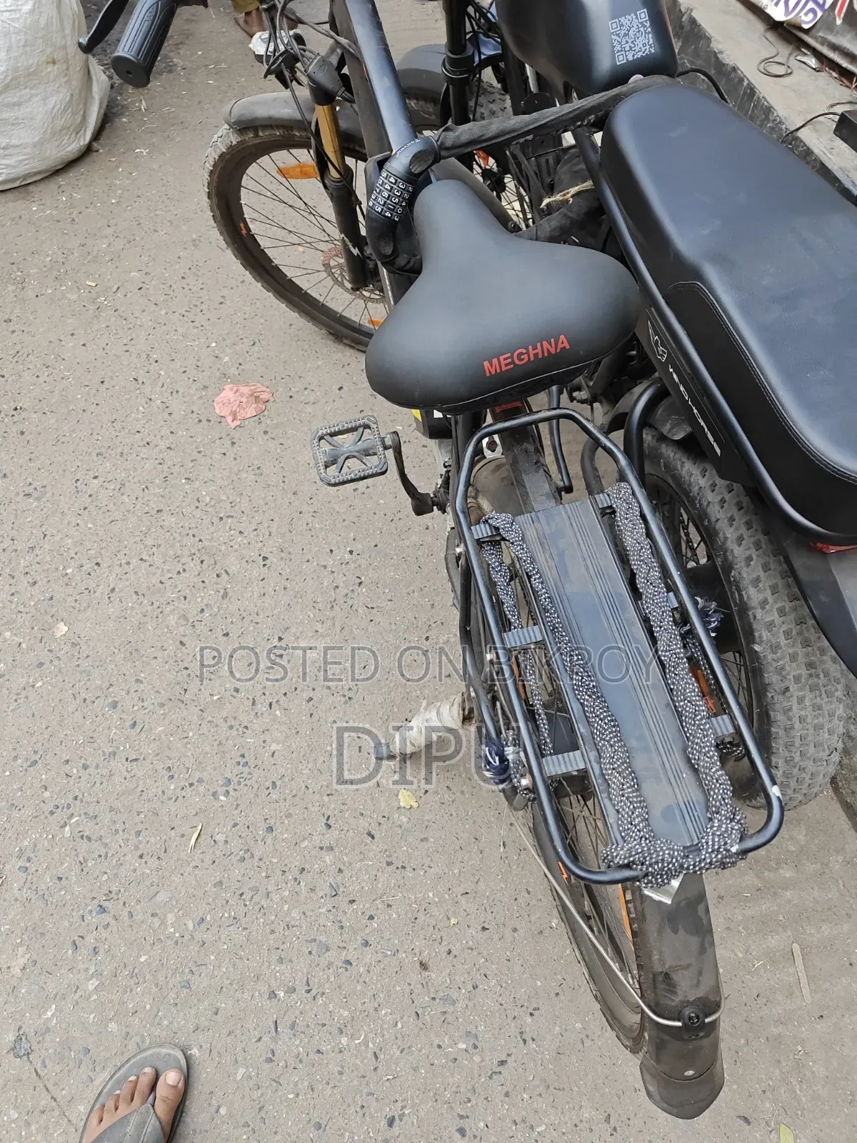 মোটরসাইকেল ২০২৬ কালো