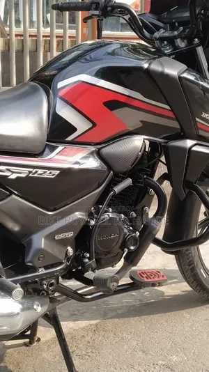 হোন্ডা এসপি ১২৫ ২০২৫ ব্ল্যাক