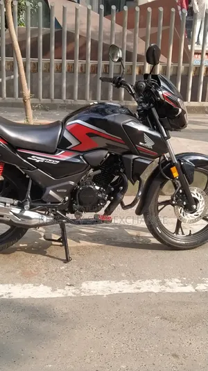 হোন্ডা এসপি ১২৫ ২০২৫ ব্ল্যাক